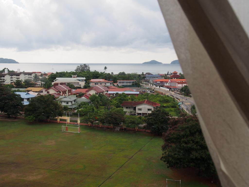 C'Haya Hotel Kota Kinabalu Exterior photo